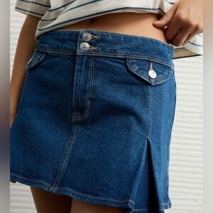 AE•Stretch Low-Rise A-Line Pleated Mini Skirt•Size 00•NWT